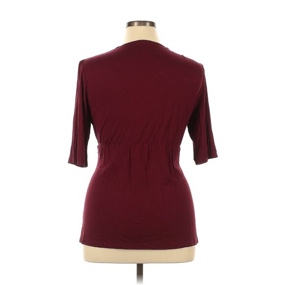 Kiyonna Top Burgundy Red Caycee Twist Empire Waist Twist Front Size 12 Versatile - Picture 7 of 10